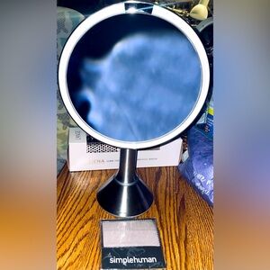 Simple Human - Sensor Mirror with brightness control 8in